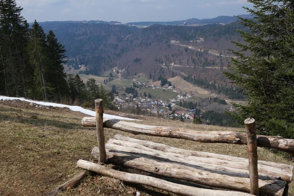 Appartement Lelex Vue Sur Les Pistes Екстер'єр фото